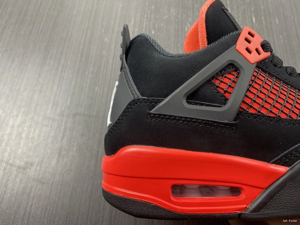 Thunder 4 Air CT8527-016 Red Jordan 0328